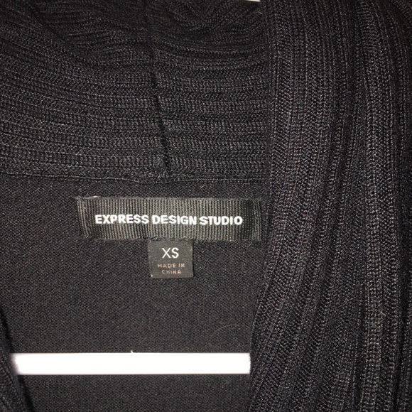 Express Sweater - Picture 4 of 5